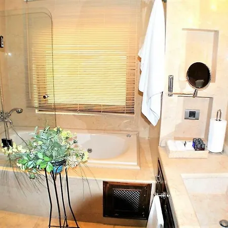 A Luxury In Bodrum With Private Pool And Sea View * Битез